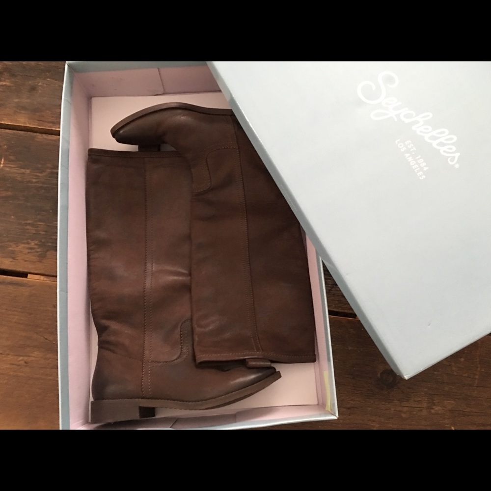 Brown boots